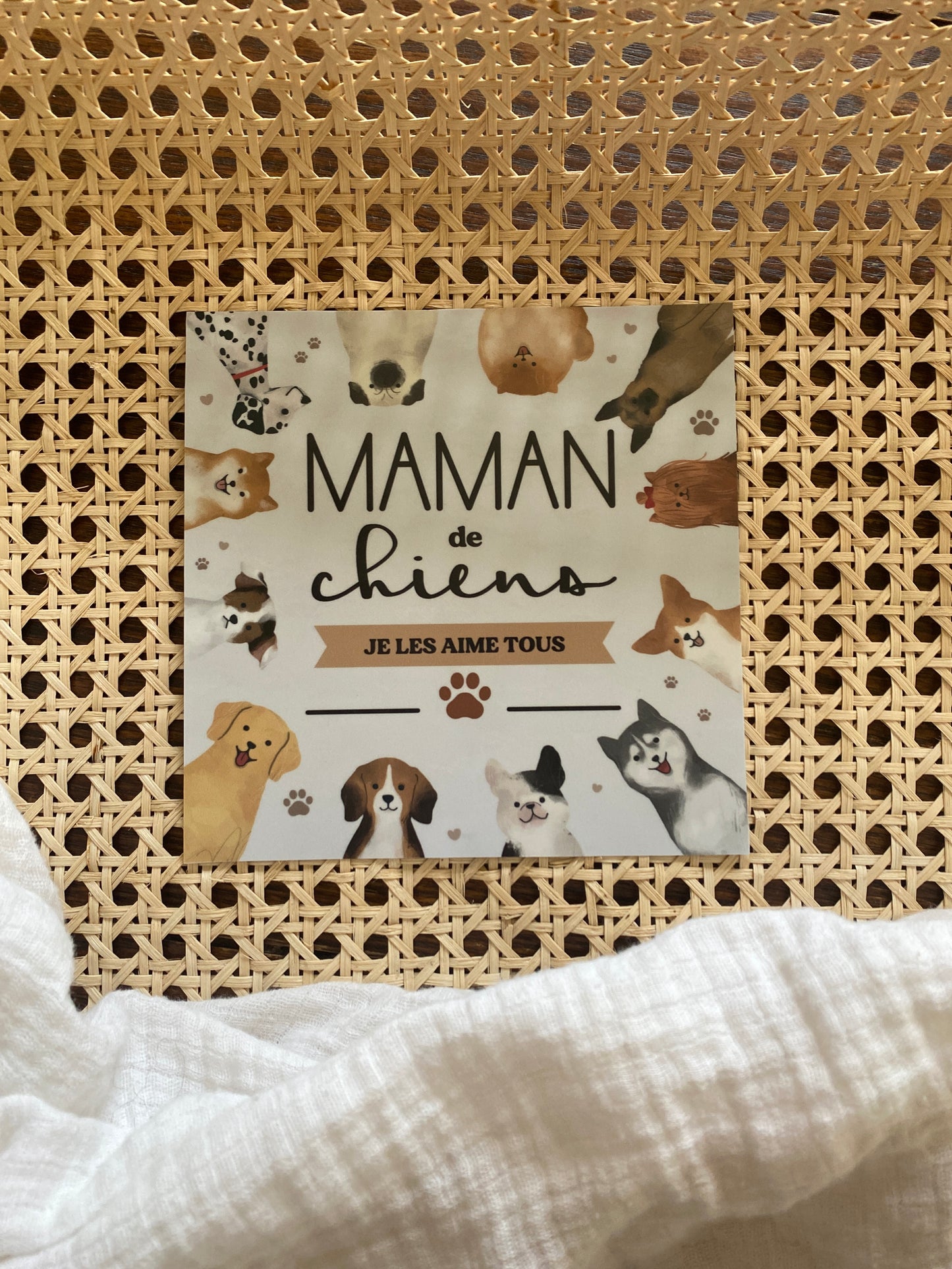 Autocollant voiture « Maman de chiens »