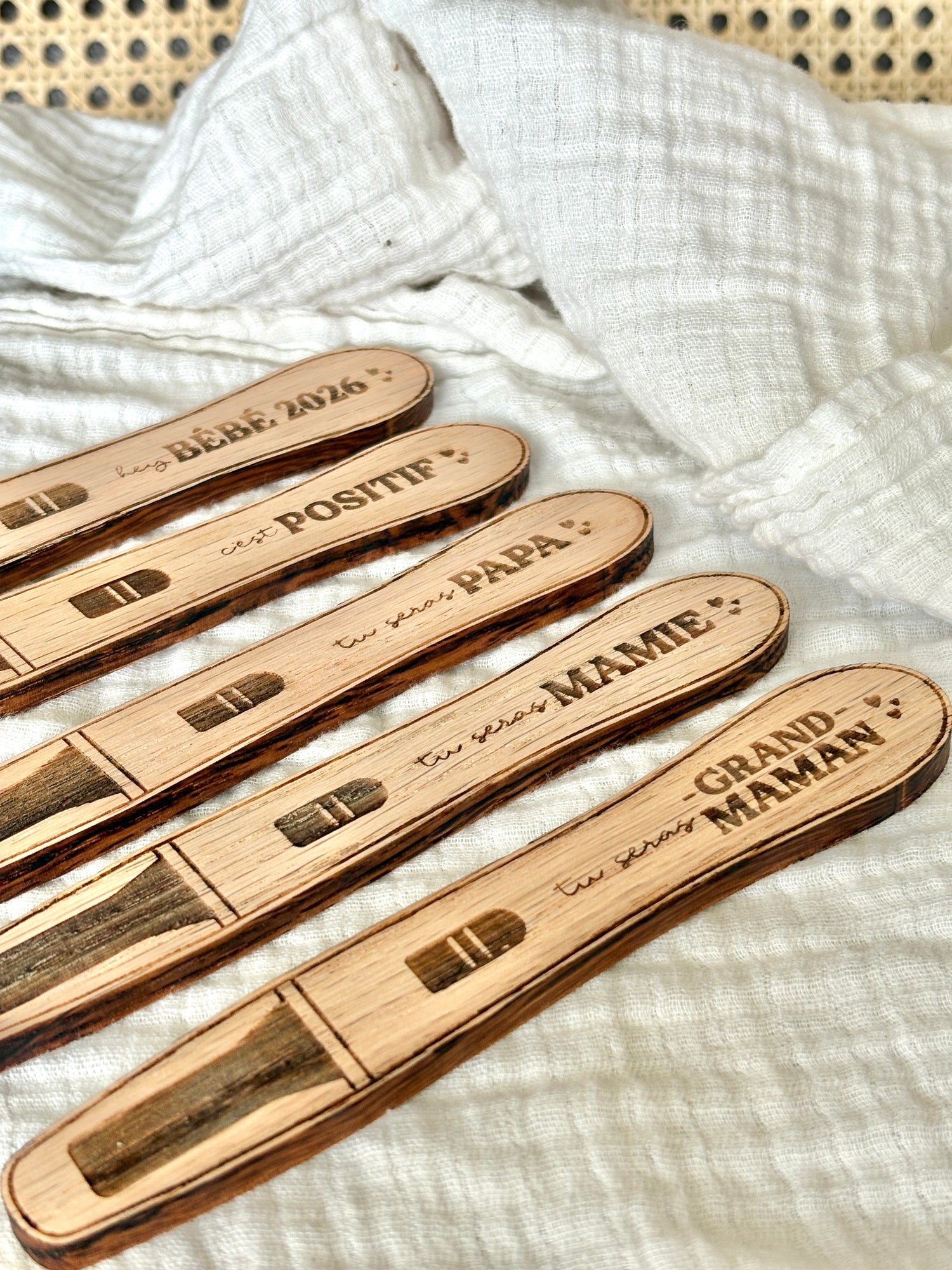Test de grossesse en bois