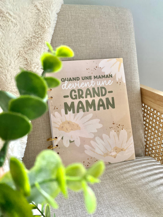 Livre de naissance à anneaux pour Grand-Maman