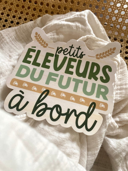 Autocollant voiture « Petits éleveurs du futur à bord »
